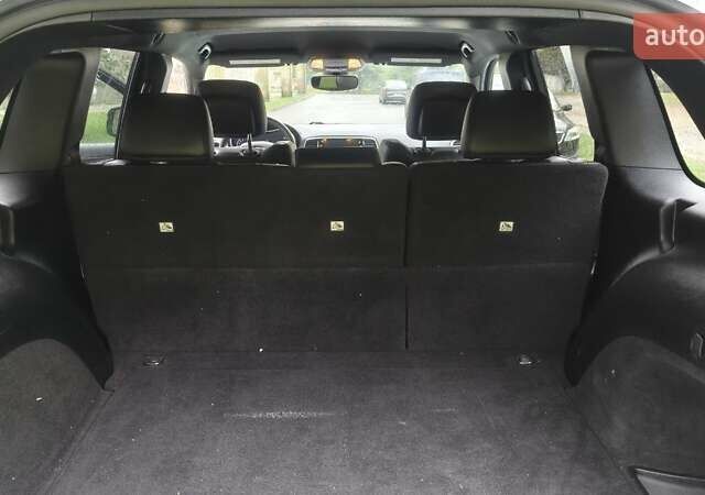 Белый Джип Гранд Чероки, объемом двигателя 3.61 л и пробегом 111 тыс. км за 21500 $, фото 11 на Automoto.ua