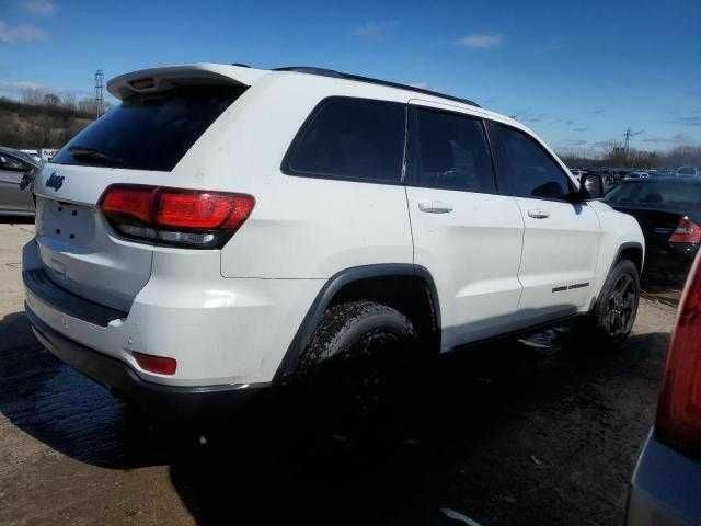 Білий Джип Grand Cherokee, об'ємом двигуна 0.36 л та пробігом 37 тис. км за 5300 $, фото 5 на Automoto.ua