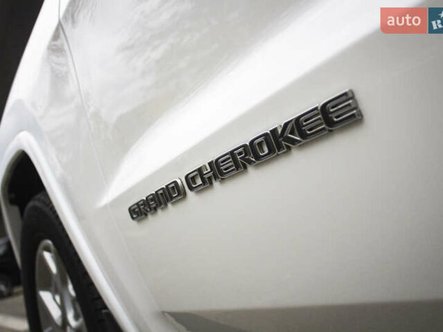 Белый Джип Гранд Чероки, объемом двигателя 3.6 л и пробегом 66 тыс. км за 25500 $, фото 37 на Automoto.ua