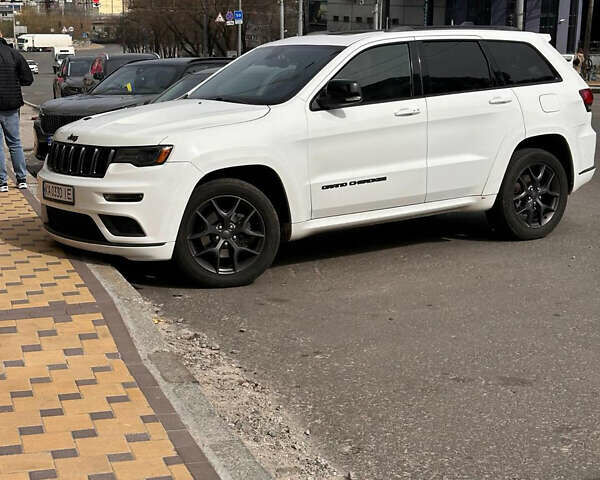 Білий Джип Grand Cherokee, об'ємом двигуна 3.6 л та пробігом 157 тис. км за 35000 $, фото 5 на Automoto.ua