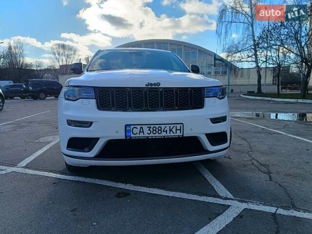 Белый Джип Гранд Чероки, объемом двигателя 5.65 л и пробегом 154 тыс. км за 28900 $, фото 10 на Automoto.ua