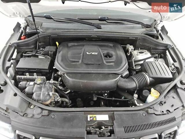 Белый Джип Гранд Чероки, объемом двигателя 3.6 л и пробегом 104 тыс. км за 5600 $, фото 11 на Automoto.ua