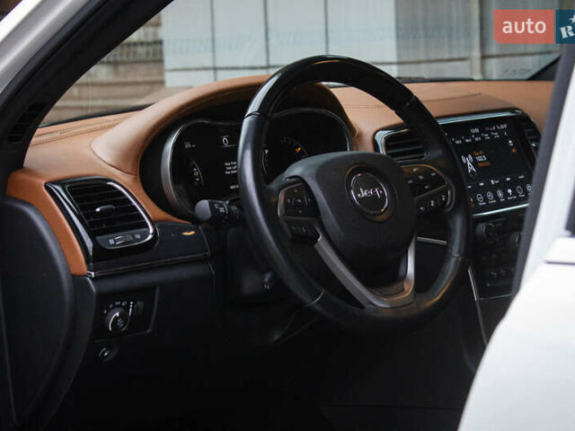 Белый Джип Гранд Чероки, объемом двигателя 3.6 л и пробегом 66 тыс. км за 25500 $, фото 9 на Automoto.ua