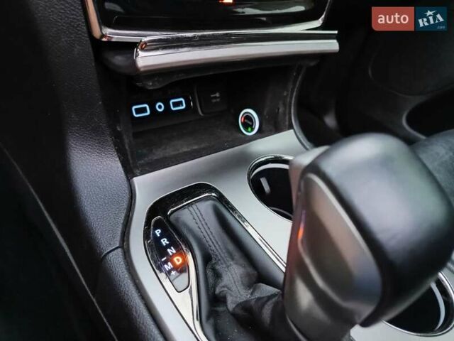 Білий Джип Grand Cherokee, об'ємом двигуна 5.7 л та пробігом 140 тис. км за 29900 $, фото 21 на Automoto.ua