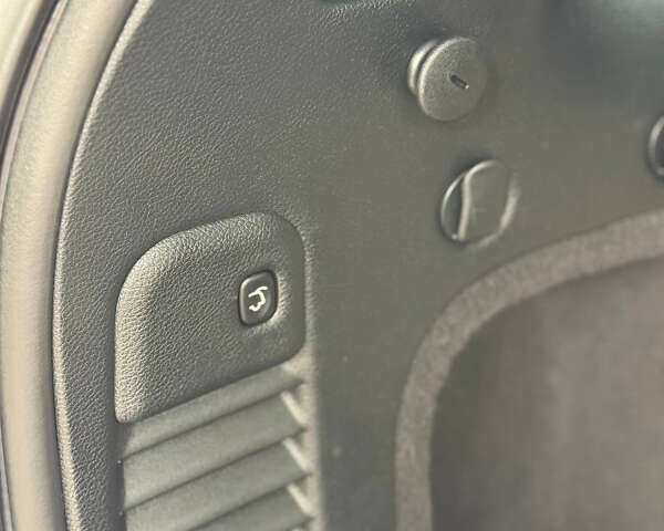 Белый Джип Гранд Чероки, объемом двигателя 3.6 л и пробегом 90 тыс. км за 21500 $, фото 18 на Automoto.ua