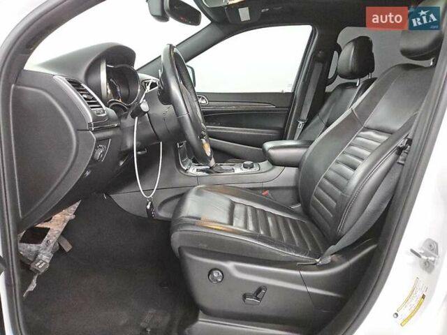 Белый Джип Гранд Чероки, объемом двигателя 3.6 л и пробегом 104 тыс. км за 5600 $, фото 6 на Automoto.ua