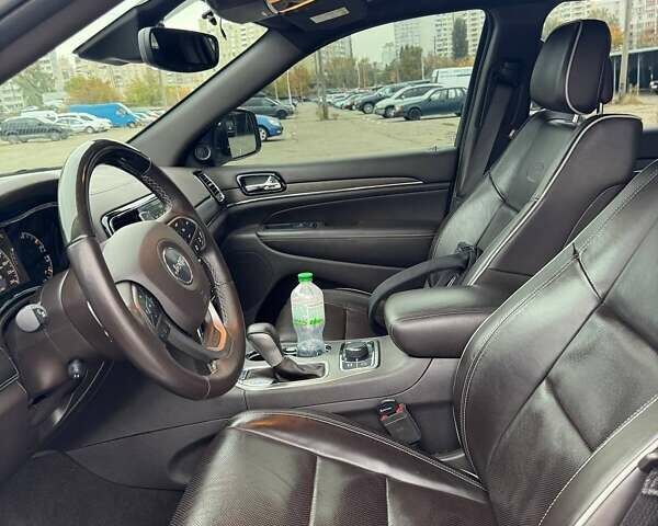 Белый Джип Гранд Чероки, объемом двигателя 2.99 л и пробегом 77 тыс. км за 38200 $, фото 10 на Automoto.ua