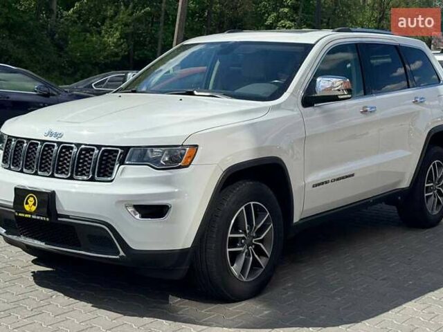 Білий Джип Grand Cherokee, об'ємом двигуна 3.6 л та пробігом 120 тис. км за 27700 $, фото 2 на Automoto.ua