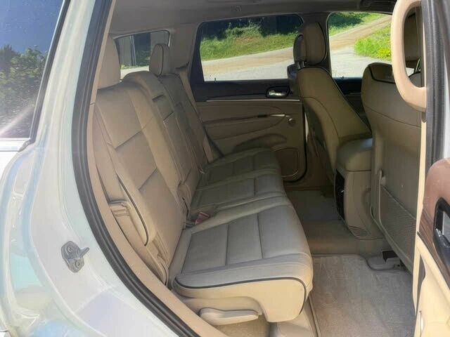 Белый Джип Гранд Чероки, объемом двигателя 3.6 л и пробегом 32 тыс. км за 12000 $, фото 11 на Automoto.ua