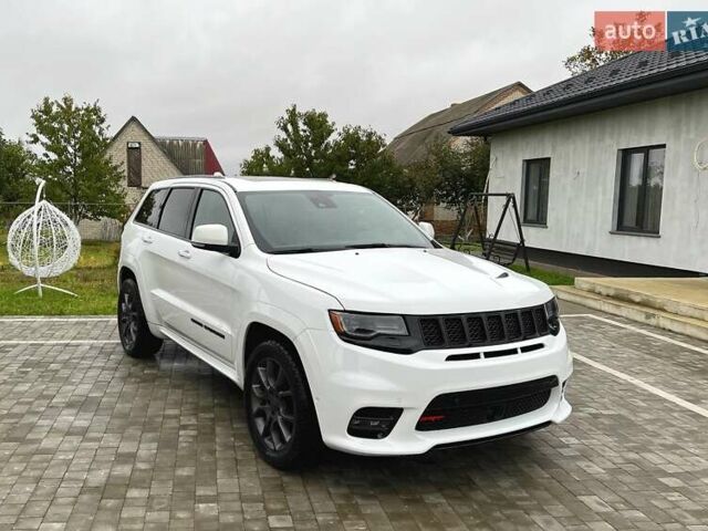 Джип Гранд Чероки 2020 в Луцке на Automoto.ua Белый Джип Гранд Чероки, объемом двигателя 5.65 л и пробегом 81 тыс. км за 29500 $, фото 33 на Automoto.ua