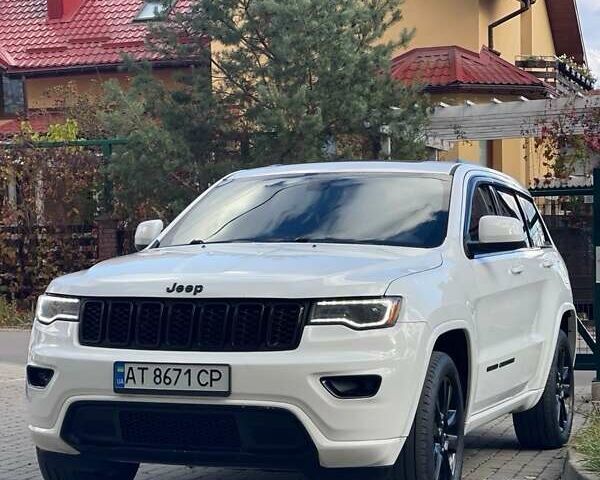 Білий Джип Grand Cherokee, об'ємом двигуна 3.6 л та пробігом 103 тис. км за 26900 $, фото 5 на Automoto.ua