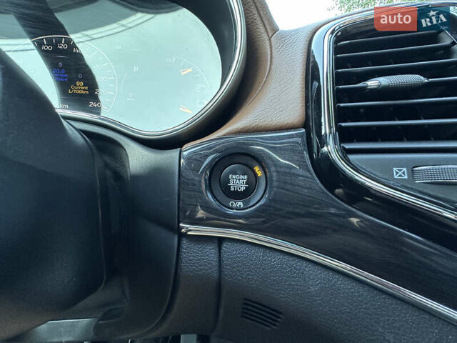 Джип Гранд Чероки 2020 в Киеве на Automoto.ua Белый Джип Гранд Чероки, объемом двигателя 5.7 л и пробегом 43 тыс. км за 35999 $, фото 55 на Automoto.ua