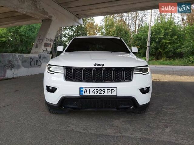 Білий Джип Grand Cherokee, об'ємом двигуна 3.6 л та пробігом 63 тис. км за 26500 $, фото 13 на Automoto.ua