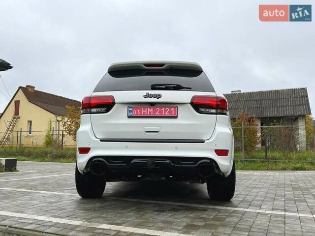 Джип Гранд Чероки 2020 в Луцке на Automoto.ua Белый Джип Гранд Чероки, объемом двигателя 5.65 л и пробегом 81 тыс. км за 29500 $, фото 24 на Automoto.ua