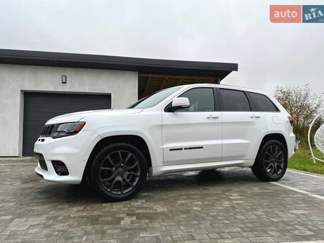 Джип Гранд Чероки 2020 в Луцке на Automoto.ua Белый Джип Гранд Чероки, объемом двигателя 5.65 л и пробегом 81 тыс. км за 29500 $, фото 20 на Automoto.ua