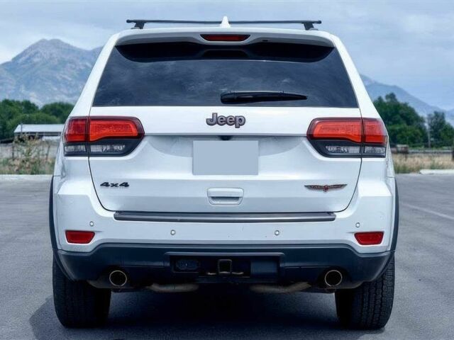 Білий Джип Grand Cherokee, об'ємом двигуна 5.7 л та пробігом 40 тис. км за 16000 $, фото 8 на Automoto.ua