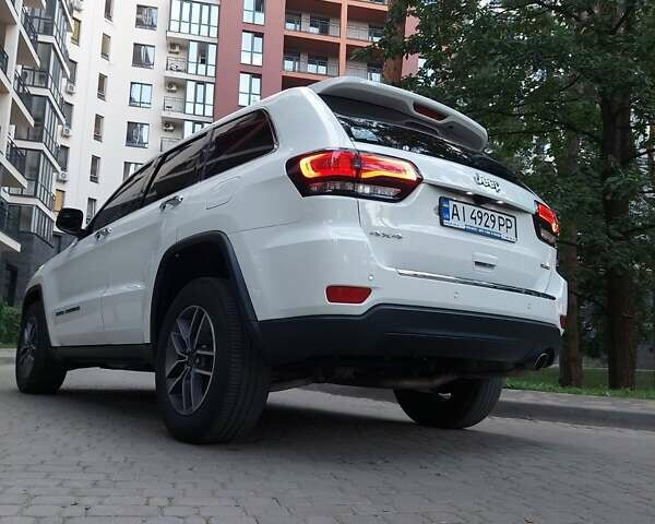 Білий Джип Grand Cherokee, об'ємом двигуна 3.6 л та пробігом 63 тис. км за 26500 $, фото 5 на Automoto.ua