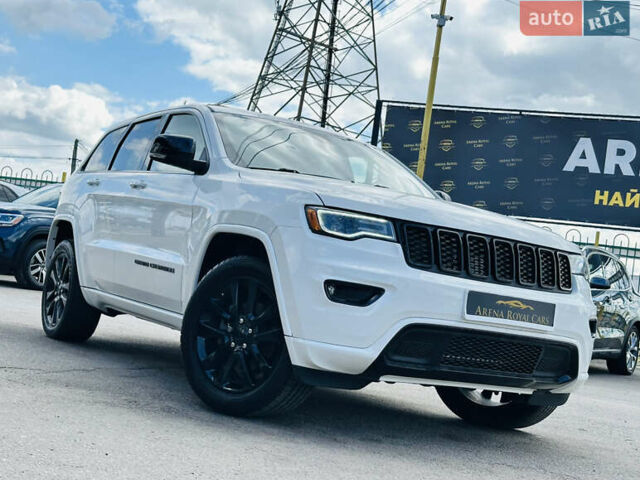 Білий Джип Grand Cherokee, об'ємом двигуна 3.6 л та пробігом 70 тис. км за 27800 $, фото 2 на Automoto.ua