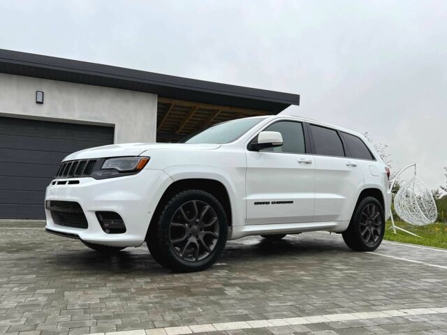 Джип Гранд Чероки 2020 в Луцке на Automoto.ua Белый Джип Гранд Чероки, объемом двигателя 5.7 л и пробегом 82 тыс. км за 29500 $, фото 9 на Automoto.ua