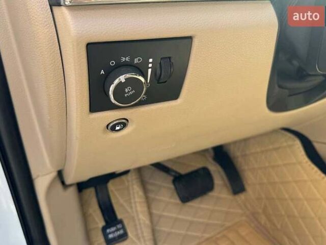 Білий Джип Grand Cherokee, об'ємом двигуна 3.6 л та пробігом 120 тис. км за 27700 $, фото 10 на Automoto.ua