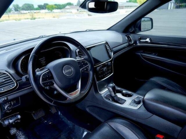 Білий Джип Grand Cherokee, об'ємом двигуна 5.7 л та пробігом 40 тис. км за 16000 $, фото 17 на Automoto.ua