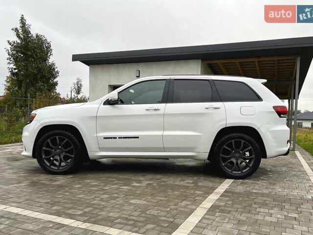 Джип Гранд Чероки 2020 в Луцке на Automoto.ua Белый Джип Гранд Чероки, объемом двигателя 5.65 л и пробегом 81 тыс. км за 29500 $, фото 21 на Automoto.ua