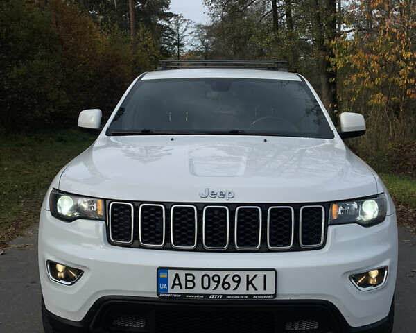 Білий Джип Grand Cherokee, об'ємом двигуна 3.6 л та пробігом 71 тис. км за 21900 $, фото 4 на Automoto.ua