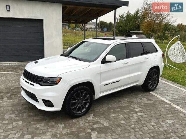 Джип Гранд Чероки 2020 в Луцке на Automoto.ua Белый Джип Гранд Чероки, объемом двигателя 5.65 л и пробегом 81 тыс. км за 29500 $, фото 39 на Automoto.ua