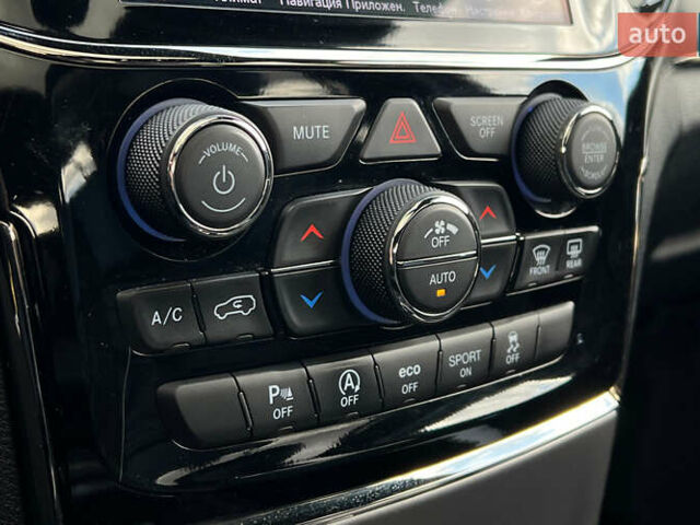 Білий Джип Grand Cherokee, об'ємом двигуна 3.6 л та пробігом 111 тис. км за 25500 $, фото 14 на Automoto.ua