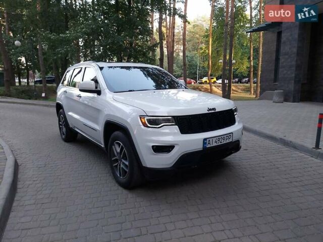 Білий Джип Grand Cherokee, об'ємом двигуна 3.6 л та пробігом 63 тис. км за 26500 $, фото 3 на Automoto.ua