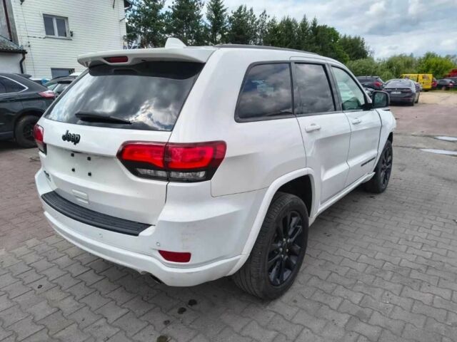 Білий Джип Grand Cherokee, об'ємом двигуна 0 л та пробігом 191 тис. км за 176800 $, фото 1 на Automoto.ua