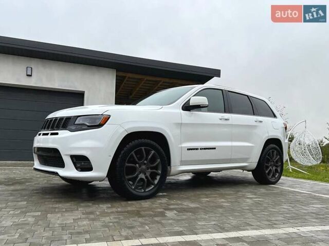 Джип Гранд Чероки 2020 в Луцке на Automoto.ua Белый Джип Гранд Чероки, объемом двигателя 5.65 л и пробегом 81 тыс. км за 29500 $, фото 18 на Automoto.ua