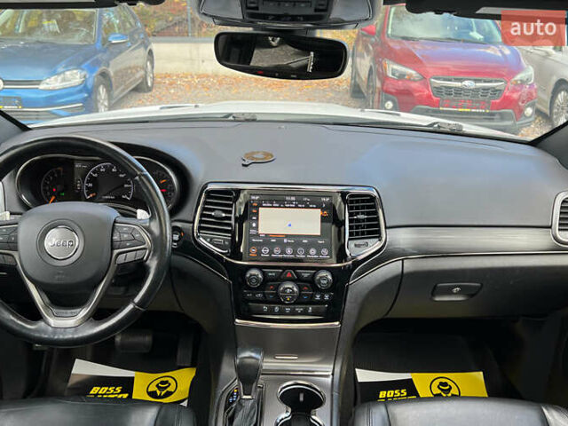 Білий Джип Grand Cherokee, об'ємом двигуна 3.6 л та пробігом 111 тис. км за 25500 $, фото 10 на Automoto.ua