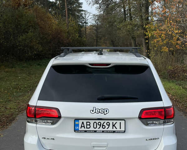 Білий Джип Grand Cherokee, об'ємом двигуна 3.6 л та пробігом 71 тис. км за 21900 $, фото 9 на Automoto.ua