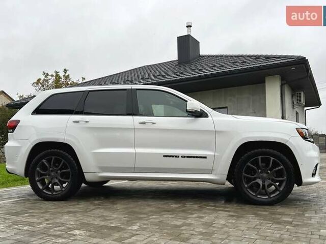 Джип Гранд Чероки 2020 в Луцке на Automoto.ua Белый Джип Гранд Чероки, объемом двигателя 5.65 л и пробегом 81 тыс. км за 29500 $, фото 29 на Automoto.ua