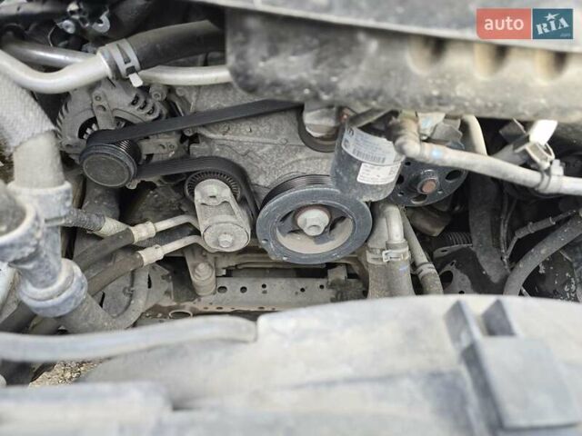 Белый Джип Гранд Чероки, объемом двигателя 3.6 л и пробегом 71 тыс. км за 26000 $, фото 25 на Automoto.ua