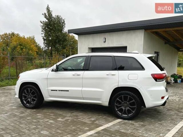 Джип Гранд Чероки 2020 в Луцке на Automoto.ua Белый Джип Гранд Чероки, объемом двигателя 5.65 л и пробегом 81 тыс. км за 29500 $, фото 42 на Automoto.ua