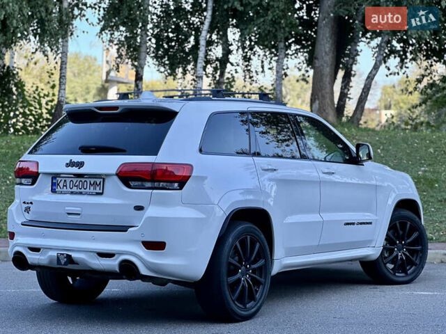 Білий Джип Grand Cherokee, об'ємом двигуна 5.65 л та пробігом 43 тис. км за 38500 $, фото 14 на Automoto.ua