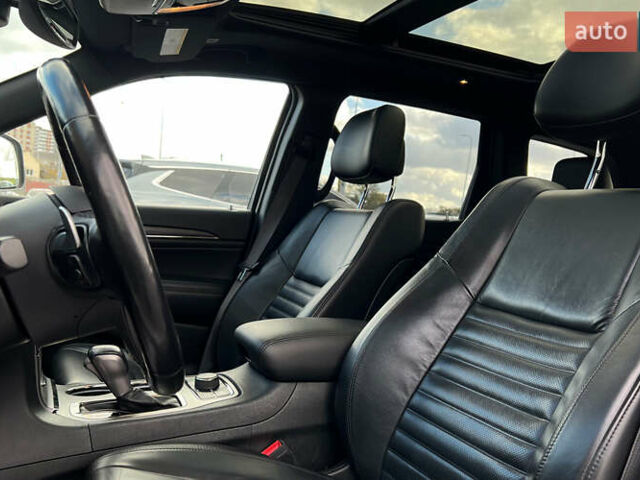 Білий Джип Grand Cherokee, об'ємом двигуна 3.6 л та пробігом 111 тис. км за 25500 $, фото 6 на Automoto.ua