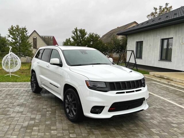 Джип Гранд Чероки 2020 в Луцке на Automoto.ua Белый Джип Гранд Чероки, объемом двигателя 5.7 л и пробегом 82 тыс. км за 29500 $, фото 17 на Automoto.ua