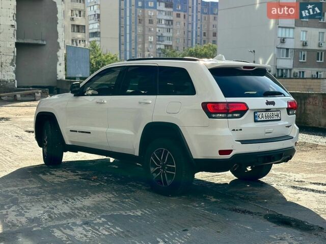 Білий Джип Grand Cherokee, об'ємом двигуна 3.6 л та пробігом 127 тис. км за 30699 $, фото 10 на Automoto.ua