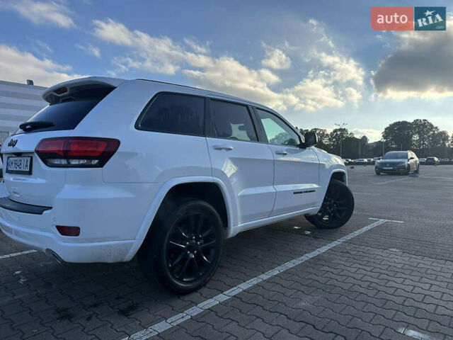 Джип Grand Cherokee 2020 у Житомирі на Automoto.ua Білий Джип Grand Cherokee, об'ємом двигуна 3.6 л та пробігом 98 тис. км за 25699 $, фото 4 на Automoto.ua