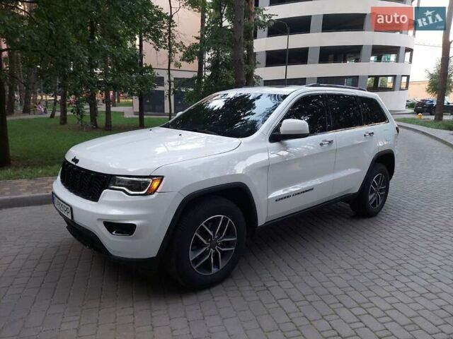 Білий Джип Grand Cherokee, об'ємом двигуна 3.6 л та пробігом 63 тис. км за 26500 $, фото 1 на Automoto.ua