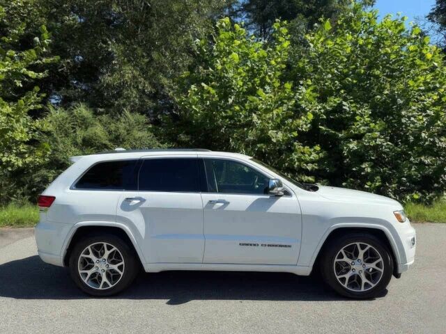 Белый Джип Гранд Чероки, объемом двигателя 3.6 л и пробегом 32 тыс. км за 12000 $, фото 6 на Automoto.ua