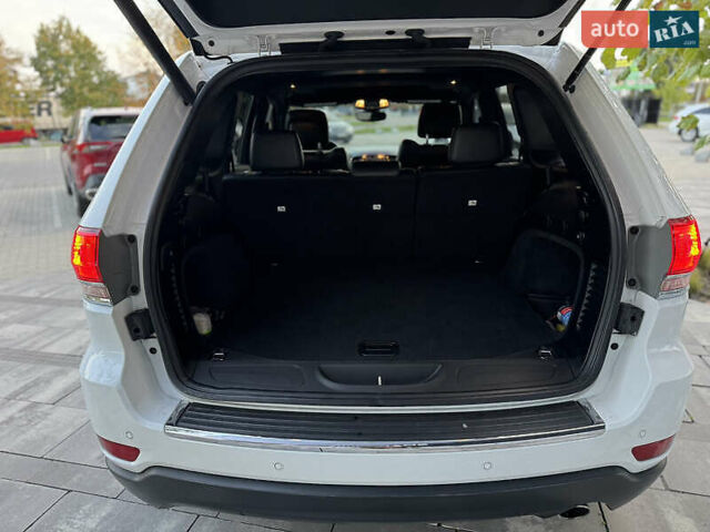 Білий Джип Grand Cherokee, об'ємом двигуна 3.6 л та пробігом 47 тис. км за 18500 $, фото 16 на Automoto.ua