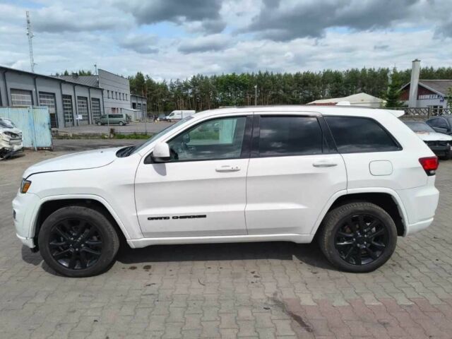 Білий Джип Grand Cherokee, об'ємом двигуна 0 л та пробігом 191 тис. км за 176800 $, фото 2 на Automoto.ua