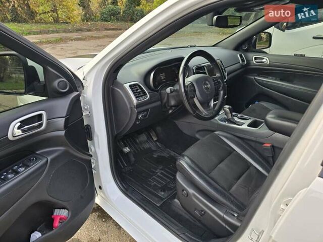 Белый Джип Гранд Чероки, объемом двигателя 3.6 л и пробегом 71 тыс. км за 26000 $, фото 11 на Automoto.ua