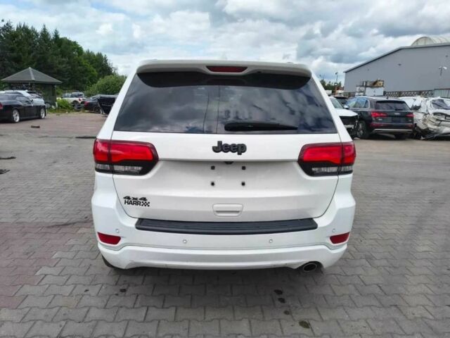 Білий Джип Grand Cherokee, об'ємом двигуна 0 л та пробігом 191 тис. км за 176800 $, фото 4 на Automoto.ua