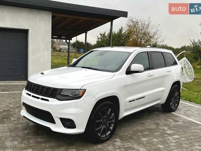 Джип Гранд Чероки 2020 в Луцке на Automoto.ua Белый Джип Гранд Чероки, объемом двигателя 5.65 л и пробегом 81 тыс. км за 29500 $, фото 13 на Automoto.ua