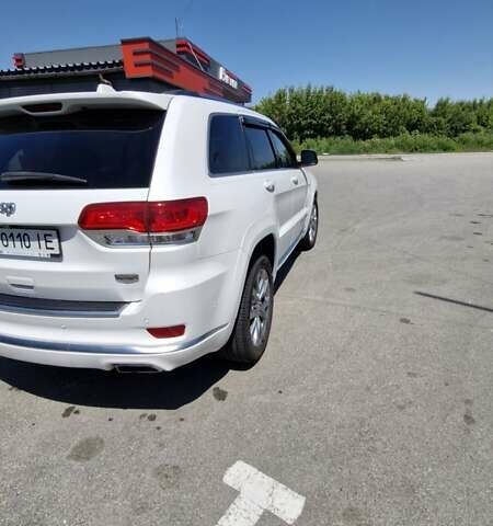 Джип Гранд Чероки 2020 в Мироновке на Automoto.ua Белый Джип Гранд Чероки, объемом двигателя 3.61 л и пробегом 68 тыс. км за 32000 $, фото 6 на Automoto.ua